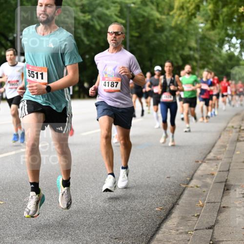 06.09.2026 - CURREX Alsterlauf Dr. Thomas Lammeyer http://msf.ph/oto/10113938 06.09.2026 09:06:24 Laufen 4006, 5511, 4187 meine-sportfotos.de