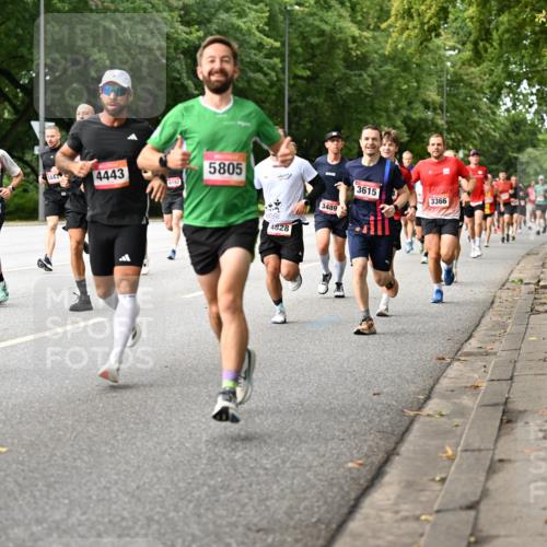 06.09.2026 - CURREX Alsterlauf Dr. Thomas Lammeyer http://msf.ph/oto/10113957 06.09.2026 09:06:27 Laufen 5443, 4443, 5805, 3010, 6192, 4828, 3489, 3615, 3366 meine-sportfotos.de