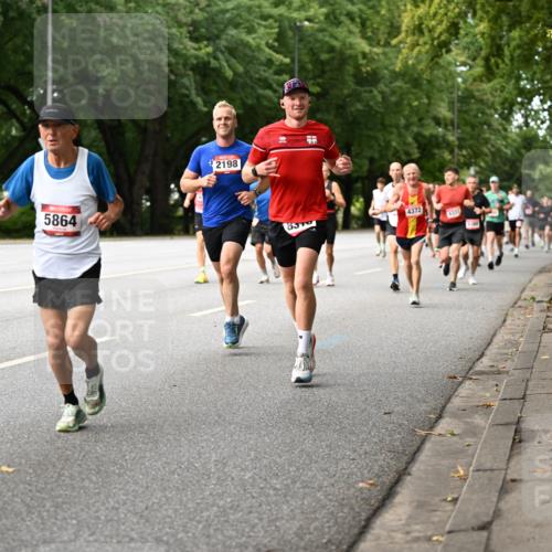 06.09.2026 - CURREX Alsterlauf Dr. Thomas Lammeyer http://msf.ph/oto/10113990 06.09.2026 09:06:31 Laufen 5864, 2198, 83, 4372, 4331 meine-sportfotos.de