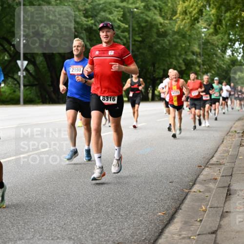 06.09.2026 - CURREX Alsterlauf Dr. Thomas Lammeyer http://msf.ph/oto/10113992 06.09.2026 09:06:32 Laufen 5864, 2198, 4372, 8316 meine-sportfotos.de