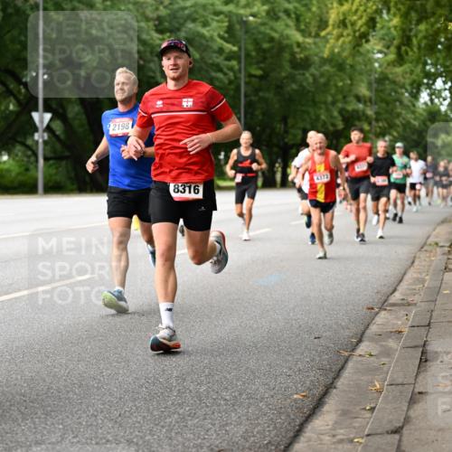 06.09.2026 - CURREX Alsterlauf Dr. Thomas Lammeyer http://msf.ph/oto/10113993 06.09.2026 09:06:32 Laufen 864, 2198, 8316, 4372 meine-sportfotos.de