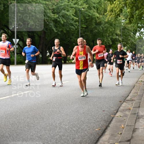 06.09.2026 - CURREX Alsterlauf Dr. Thomas Lammeyer http://msf.ph/oto/10114002 06.09.2026 09:06:33 Laufen 4671, 4372, 4331, 6388 meine-sportfotos.de