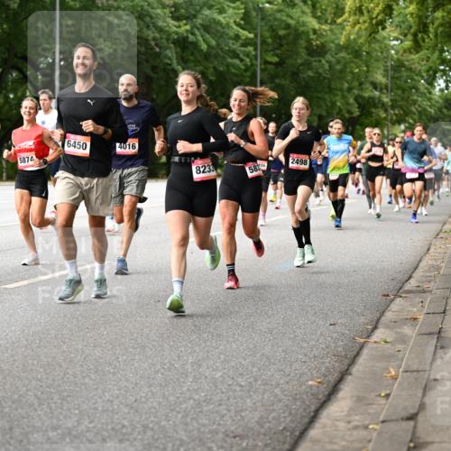 06.09.2026 - CURREX Alsterlauf Dr. Thomas Lammeyer http://msf.ph/oto/10114062 06.09.2026 09:06:42 Laufen 6109, 6450, 4016, 5874, 8233, 5836, 2498 meine-sportfotos.de