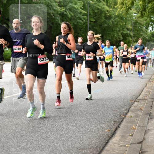 06.09.2026 - CURREX Alsterlauf Dr. Thomas Lammeyer http://msf.ph/oto/10114065 06.09.2026 09:06:43 Laufen 587, 6450, 4016, 8233, 583, 2498 meine-sportfotos.de