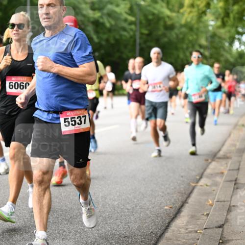 06.09.2026 - CURREX Alsterlauf Dr. Thomas Lammeyer http://msf.ph/oto/10114100 06.09.2026 09:06:48 Laufen 562, 6060, 5537 meine-sportfotos.de