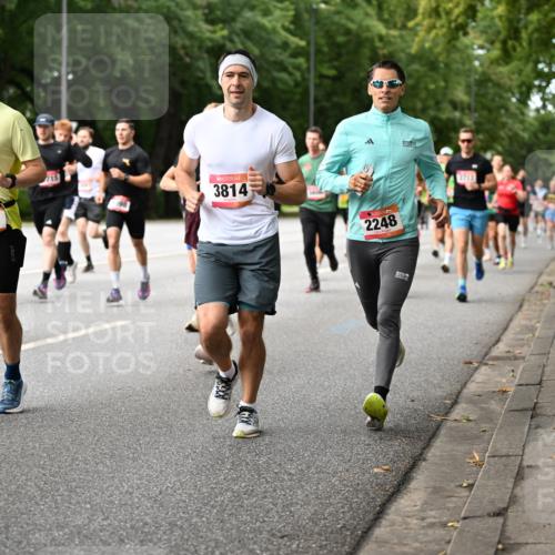 06.09.2026 - CURREX Alsterlauf Dr. Thomas Lammeyer http://msf.ph/oto/10114107 06.09.2026 09:06:49 Laufen 434, 3671, 3814, 2248 meine-sportfotos.de