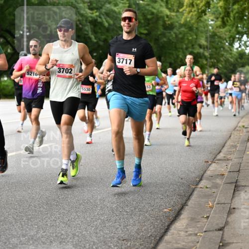 06.09.2026 - CURREX Alsterlauf Dr. Thomas Lammeyer http://msf.ph/oto/10114124 06.09.2026 09:06:52 Laufen 5606, 5216, 3702, 5530, 3717, 53 meine-sportfotos.de