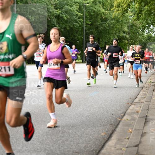 06.09.2026 - CURREX Alsterlauf Dr. Thomas Lammeyer http://msf.ph/oto/10114144 06.09.2026 09:06:55 Laufen 3211, 6113, 6104, 5699, 6224, 5697, 5919, 3956, 5341 meine-sportfotos.de