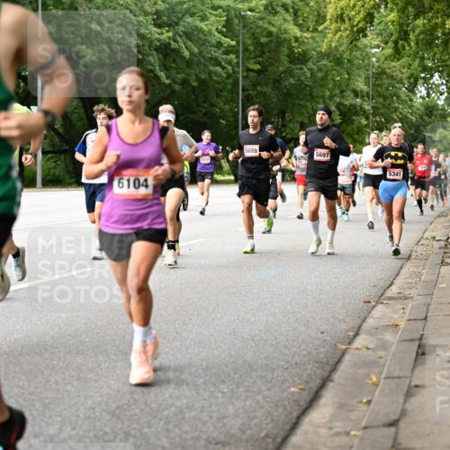 06.09.2026 - CURREX Alsterlauf Dr. Thomas Lammeyer http://msf.ph/oto/10114145 06.09.2026 09:06:55 Laufen 3211, 6104, 8228, 5699, 5697, 5341 meine-sportfotos.de