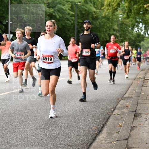 06.09.2026 - CURREX Alsterlauf Dr. Thomas Lammeyer http://msf.ph/oto/10114172 06.09.2026 09:06:59 Laufen 401, 3149, 6224, 5919, 6366, 5646 meine-sportfotos.de
