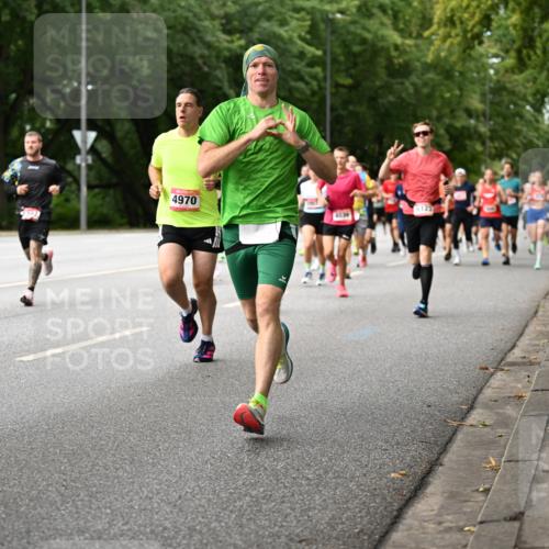 06.09.2026 - CURREX Alsterlauf Dr. Thomas Lammeyer http://msf.ph/oto/10114236 06.09.2026 09:07:09 Laufen 4970, 4039, 6121 meine-sportfotos.de