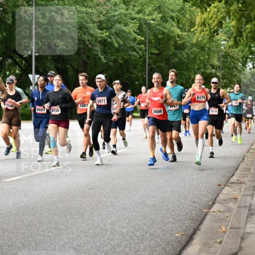 06.09.2026 - CURREX Alsterlauf Dr. Thomas Lammeyer http://msf.ph/oto/10114263 06.09.2026 09:07:13 Laufen 3873, 5378, 4157, 5877, 8340, 5887, 6021, 07, 6156, 2609, 15175, 3815, 6186 meine-sportfotos.de