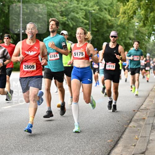 06.09.2026 - CURREX Alsterlauf Dr. Thomas Lammeyer http://msf.ph/oto/10114276 06.09.2026 09:07:15 Laufen 5877, 2907, 2609, 6161, 5175, 287, 3815, 6186 meine-sportfotos.de