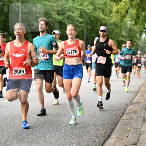 06.09.2026 - CURREX Alsterlauf Dr. Thomas Lammeyer http://msf.ph/oto/10114277 06.09.2026 09:07:15 Laufen 2907, 42, 2609, 6161, 5175, 3815 meine-sportfotos.de
