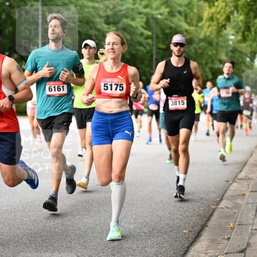 06.09.2026 - CURREX Alsterlauf Dr. Thomas Lammeyer http://msf.ph/oto/10114279 06.09.2026 09:07:16 Laufen 2907, 2609, 6161, 5175, 3815 meine-sportfotos.de