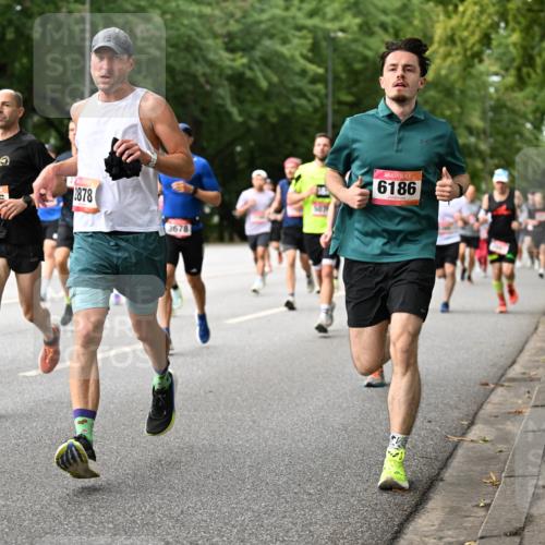 06.09.2026 - CURREX Alsterlauf Dr. Thomas Lammeyer http://msf.ph/oto/10114291 06.09.2026 09:07:18 Laufen 4183, 2109, 2878, 3678, 6186 meine-sportfotos.de