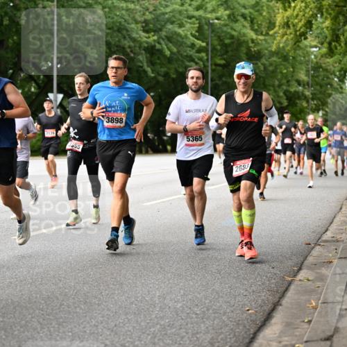06.09.2026 - CURREX Alsterlauf Dr. Thomas Lammeyer http://msf.ph/oto/10114309 06.09.2026 09:07:20 Laufen 2139, 3355, 3898, 5365, 2683 meine-sportfotos.de