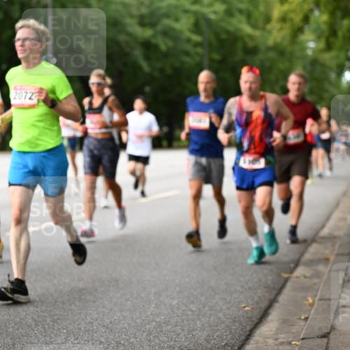 06.09.2026 - CURREX Alsterlauf Dr. Thomas Lammeyer http://msf.ph/oto/10114354 06.09.2026 09:07:27 Laufen 2072 meine-sportfotos.de
