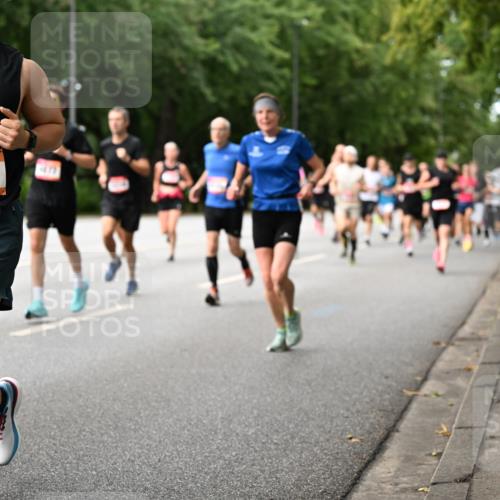 06.09.2026 - CURREX Alsterlauf Dr. Thomas Lammeyer http://msf.ph/oto/10114394 06.09.2026 09:07:33 Laufen 8157, 477 meine-sportfotos.de