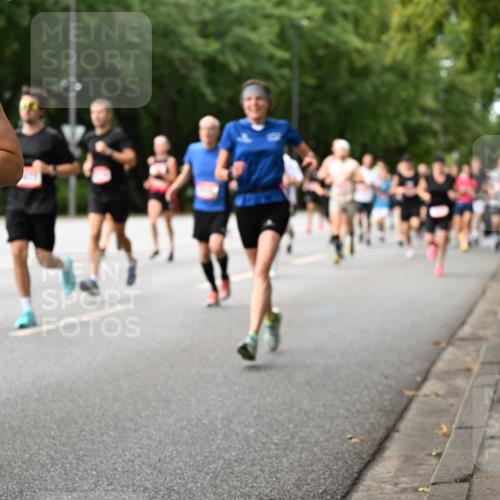 06.09.2026 - CURREX Alsterlauf Dr. Thomas Lammeyer http://msf.ph/oto/10114395 06.09.2026 09:07:33 Laufen 8157, 7 meine-sportfotos.de