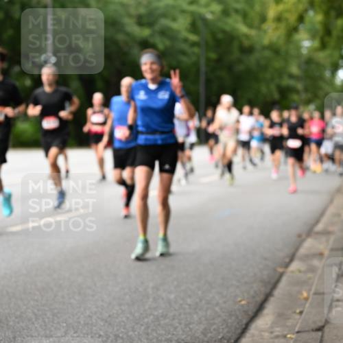 06.09.2026 - CURREX Alsterlauf Dr. Thomas Lammeyer http://msf.ph/oto/10114397 06.09.2026 09:07:33 Laufen  meine-sportfotos.de