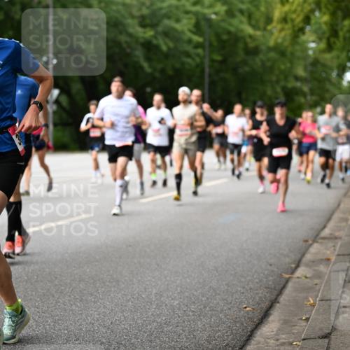 06.09.2026 - CURREX Alsterlauf Dr. Thomas Lammeyer http://msf.ph/oto/10114403 06.09.2026 09:07:34 Laufen  meine-sportfotos.de