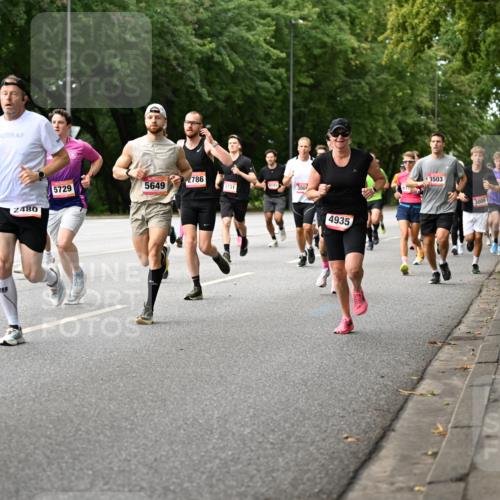 06.09.2026 - CURREX Alsterlauf Dr. Thomas Lammeyer http://msf.ph/oto/10114410 06.09.2026 09:07:35 Laufen 3700, 2786, 5729, 5649, 5731, 2480, 300, 4935, 3503, 3008 meine-sportfotos.de