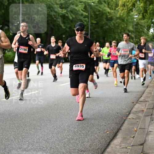 06.09.2026 - CURREX Alsterlauf Dr. Thomas Lammeyer http://msf.ph/oto/10114413 06.09.2026 09:07:36 Laufen 5729, 5649, 2786, 4935, 3503 meine-sportfotos.de
