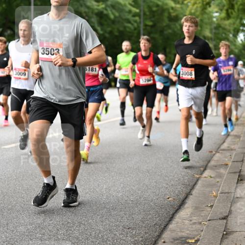 06.09.2026 - CURREX Alsterlauf Dr. Thomas Lammeyer http://msf.ph/oto/10114425 06.09.2026 09:07:39 Laufen 3009, 5731, 3503, 5181, 3008, 5200 meine-sportfotos.de