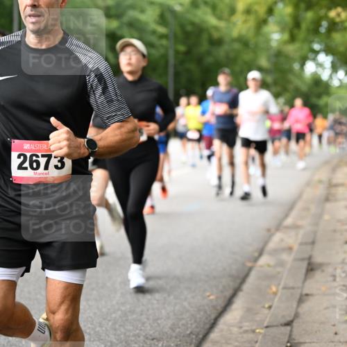 06.09.2026 - CURREX Alsterlauf Dr. Thomas Lammeyer http://msf.ph/oto/10114443 06.09.2026 09:07:42 Laufen 2673 meine-sportfotos.de