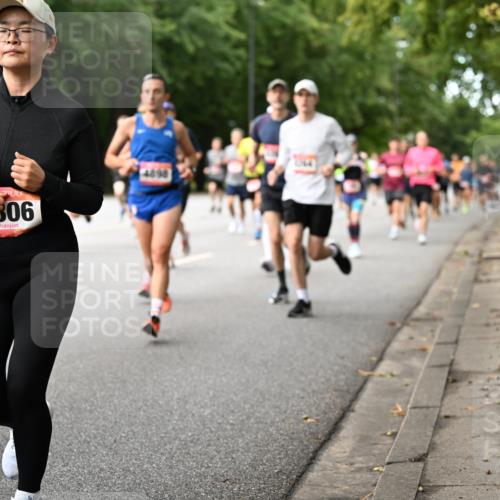 06.09.2026 - CURREX Alsterlauf Dr. Thomas Lammeyer http://msf.ph/oto/10114449 06.09.2026 09:07:43 Laufen 073, 306 meine-sportfotos.de
