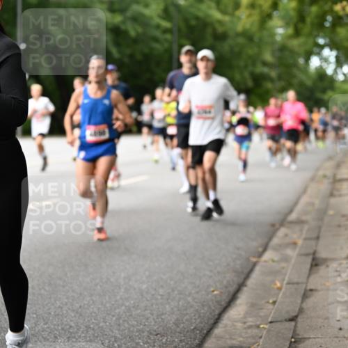 06.09.2026 - CURREX Alsterlauf Dr. Thomas Lammeyer http://msf.ph/oto/10114450 06.09.2026 09:07:43 Laufen 806 meine-sportfotos.de