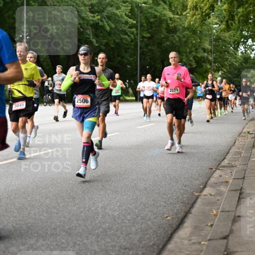 06.09.2026 - CURREX Alsterlauf Dr. Thomas Lammeyer http://msf.ph/oto/10114469 06.09.2026 09:07:46 Laufen 36, 42, 5642, 3107, 256, 2071, 3045, 2506 meine-sportfotos.de
