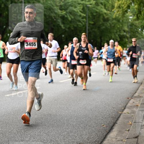 06.09.2026 - CURREX Alsterlauf Dr. Thomas Lammeyer http://msf.ph/oto/10114493 06.09.2026 09:07:50 Laufen 256, 3455, 3455, 4109 meine-sportfotos.de