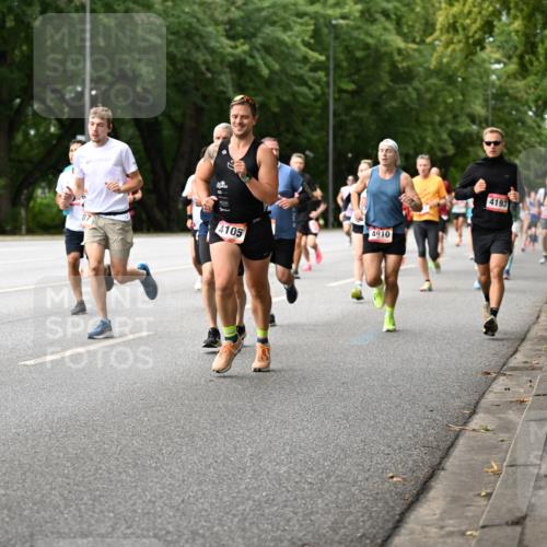 06.09.2026 - CURREX Alsterlauf Dr. Thomas Lammeyer http://msf.ph/oto/10114498 06.09.2026 09:07:51 Laufen 4105, 4910, 4193 meine-sportfotos.de
