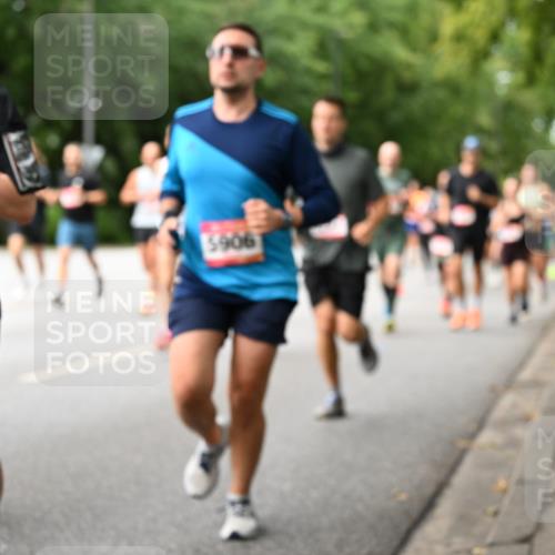 06.09.2026 - CURREX Alsterlauf Dr. Thomas Lammeyer http://msf.ph/oto/10114558 06.09.2026 09:08:00 Laufen 8337, 5906 meine-sportfotos.de