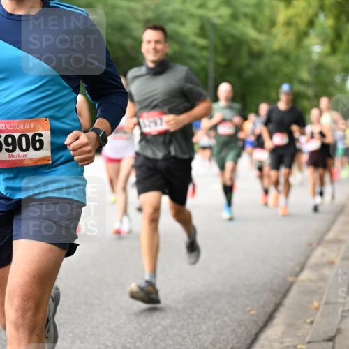 06.09.2026 - CURREX Alsterlauf Dr. Thomas Lammeyer http://msf.ph/oto/10114562 06.09.2026 09:08:00 Laufen 5906, 3297 meine-sportfotos.de