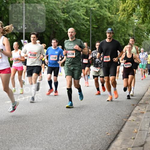 06.09.2026 - CURREX Alsterlauf Dr. Thomas Lammeyer http://msf.ph/oto/10114569 06.09.2026 09:08:02 Laufen 5628, 6125, 4532, 3202, 8071, 520, 8204, 8322, 8299 meine-sportfotos.de