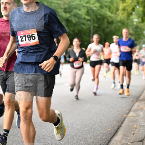 06.09.2026 - CURREX Alsterlauf Dr. Thomas Lammeyer http://msf.ph/oto/10114656 06.09.2026 09:08:16 Laufen 2542, 21, 0975, 2796 meine-sportfotos.de