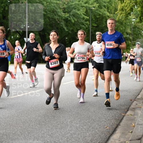 06.09.2026 - CURREX Alsterlauf Dr. Thomas Lammeyer http://msf.ph/oto/10114662 06.09.2026 09:08:16 Laufen 5804, 0415, 298, 8307, 4755, 5153, 459, 4128 meine-sportfotos.de