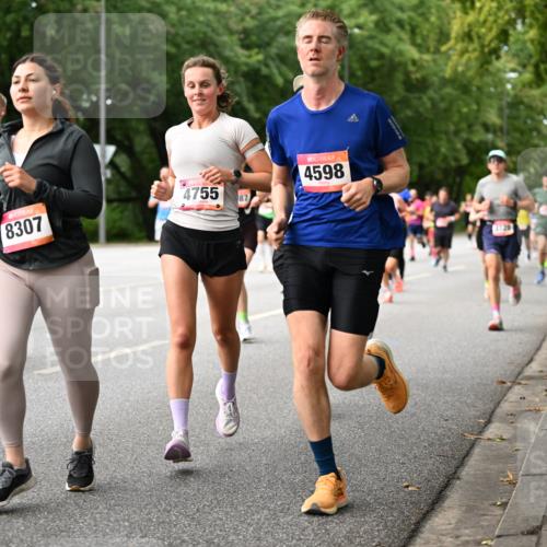 06.09.2026 - CURREX Alsterlauf Dr. Thomas Lammeyer http://msf.ph/oto/10114667 06.09.2026 09:08:17 Laufen 162, 119, 8307, 4755, 87, 4598, 2129 meine-sportfotos.de