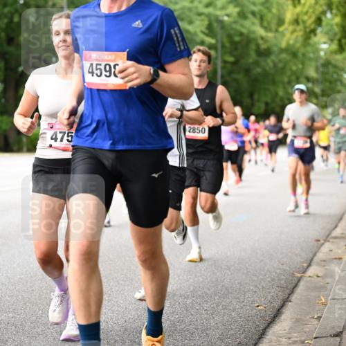 06.09.2026 - CURREX Alsterlauf Dr. Thomas Lammeyer http://msf.ph/oto/10114671 06.09.2026 09:08:18 Laufen 475, 4598, 2850 meine-sportfotos.de