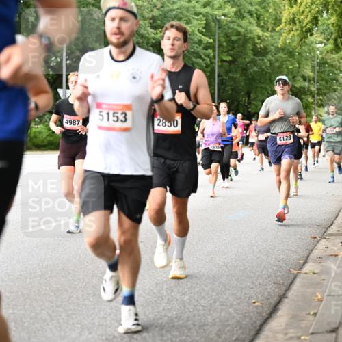 06.09.2026 - CURREX Alsterlauf Dr. Thomas Lammeyer http://msf.ph/oto/10114672 06.09.2026 09:08:18 Laufen 4598, 4987, 5153, 2850, 4128, 5839 meine-sportfotos.de
