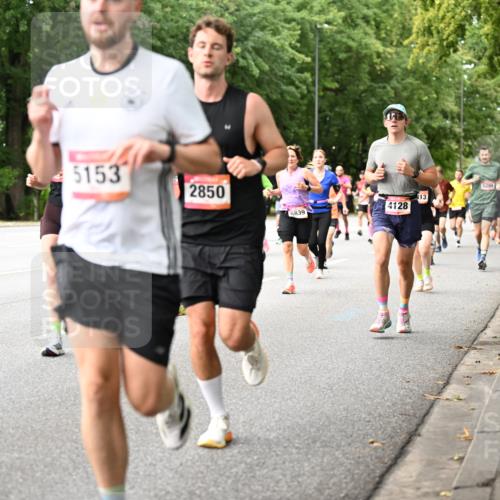 06.09.2026 - CURREX Alsterlauf Dr. Thomas Lammeyer http://msf.ph/oto/10114674 06.09.2026 09:08:19 Laufen 5153, 2850, 5839, 4128, 313, 5299 meine-sportfotos.de
