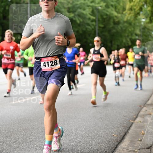 06.09.2026 - CURREX Alsterlauf Dr. Thomas Lammeyer http://msf.ph/oto/10114687 06.09.2026 09:08:20 Laufen 2434, 4128, 132 meine-sportfotos.de