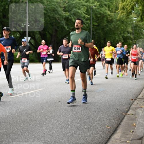 06.09.2026 - CURREX Alsterlauf Dr. Thomas Lammeyer http://msf.ph/oto/10114700 06.09.2026 09:08:22 Laufen 5935, 605, 4863, 1217, 5840, 400, 5299 meine-sportfotos.de