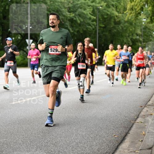 06.09.2026 - CURREX Alsterlauf Dr. Thomas Lammeyer http://msf.ph/oto/10114704 06.09.2026 09:08:23 Laufen 5605, 4863, 5295, 5160 meine-sportfotos.de