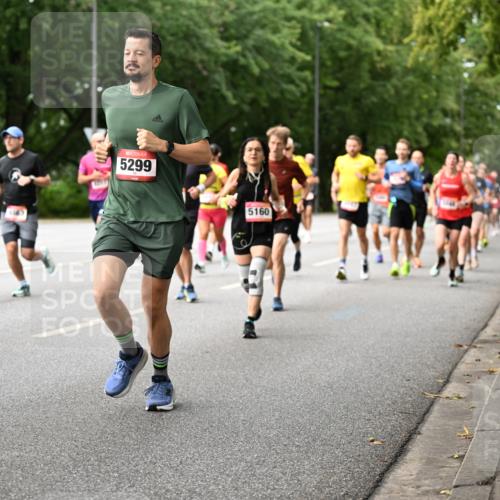 06.09.2026 - CURREX Alsterlauf Dr. Thomas Lammeyer http://msf.ph/oto/10114705 06.09.2026 09:08:23 Laufen 5605, 5299, 5160 meine-sportfotos.de