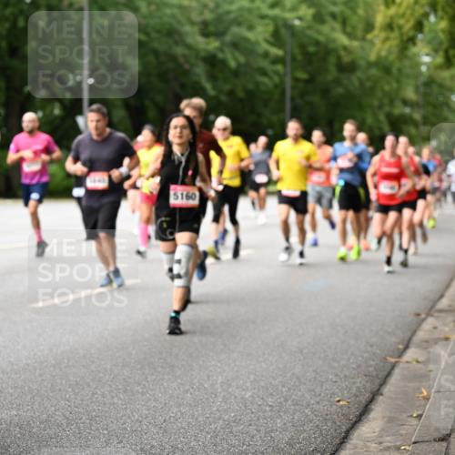 06.09.2026 - CURREX Alsterlauf Dr. Thomas Lammeyer http://msf.ph/oto/10114710 06.09.2026 09:08:24 Laufen 5299, 5160 meine-sportfotos.de