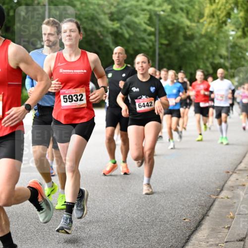 06.09.2026 - CURREX Alsterlauf Dr. Thomas Lammeyer http://msf.ph/oto/10114732 06.09.2026 09:08:27 Laufen 5868, 5932, 6442 meine-sportfotos.de
